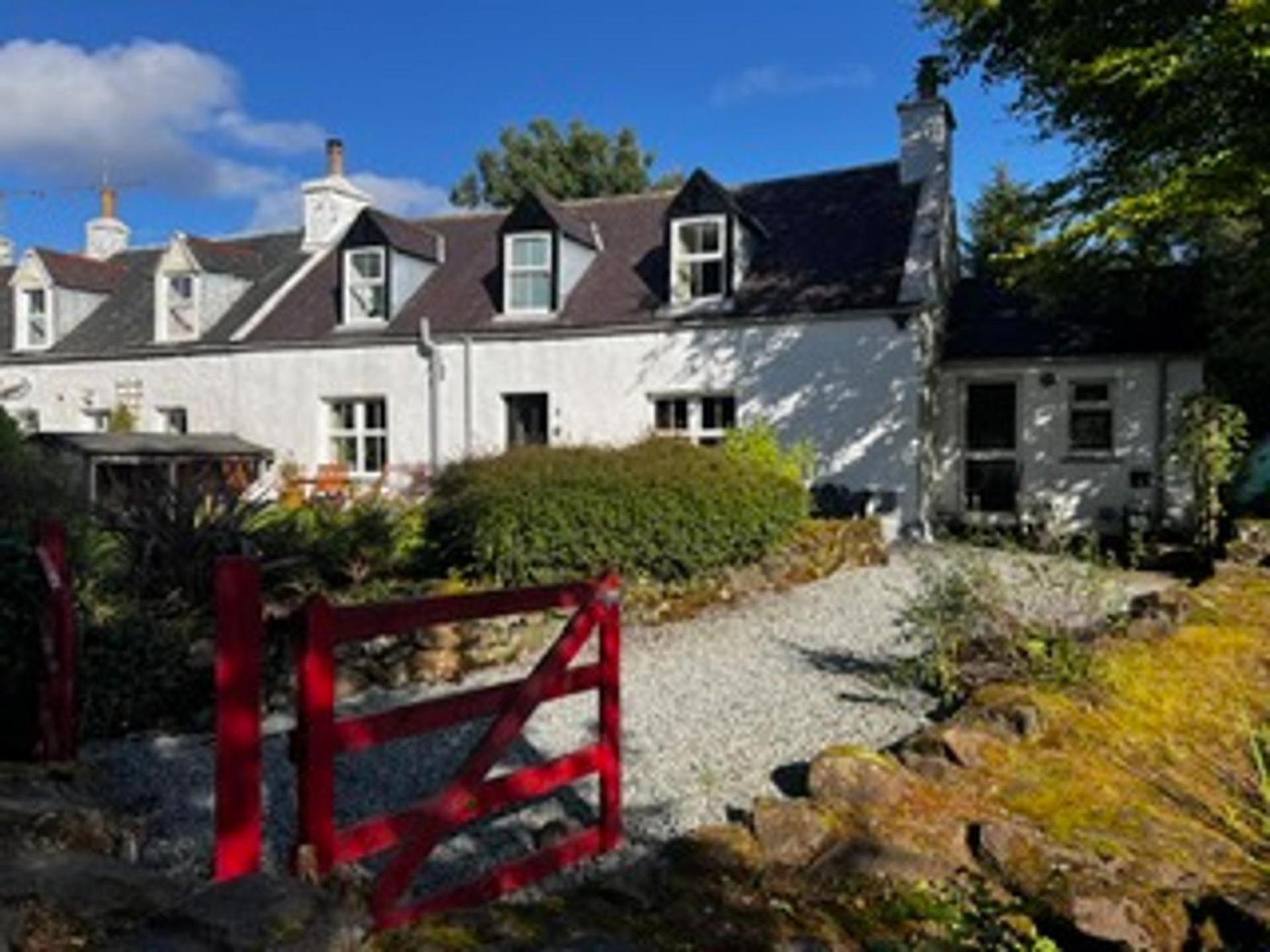 No 4 Old Post Office Row Isle Of Skye - Book Now! Vakantiehuis *